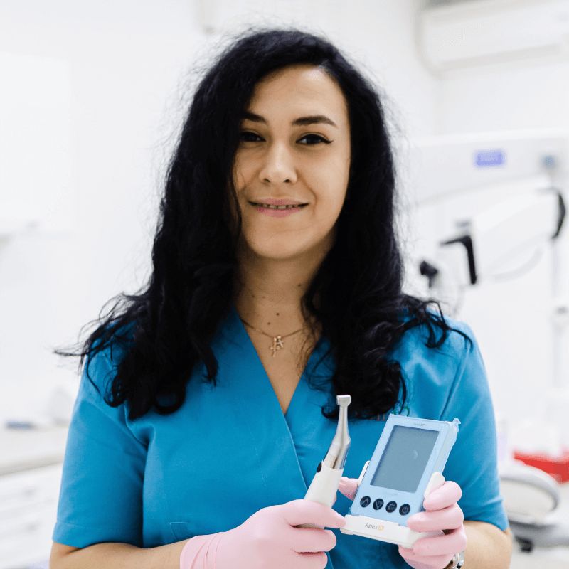 Claudia Podaru - asistent medical @ clinica stomatologica Dentocalm Cluj